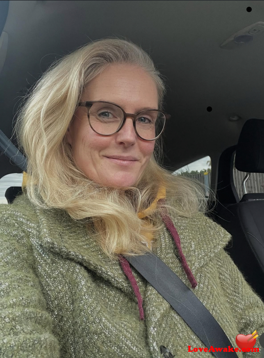 Joy626 Australian Woman from Brisbane