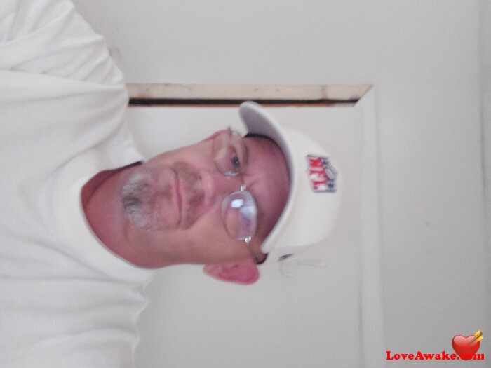 DavNi American Man from Cape Canaveral