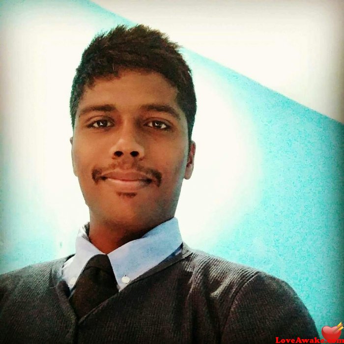 Casual123 Indian Man from Bangalore