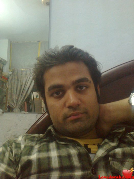 aown Pakistani Man from Lahore