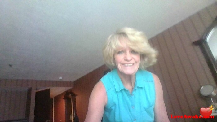 demaxking American Woman from Tooele
