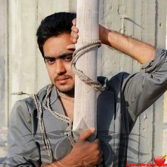 Sidcut3 Pakistani Man from Karachi