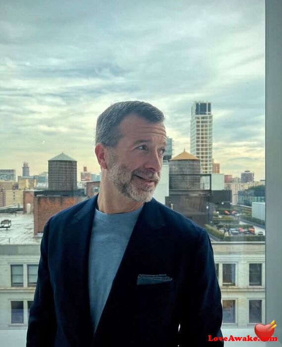Gary990 American Man from Cleveland