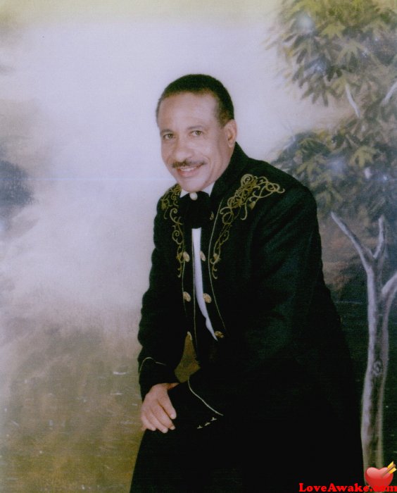 ssgold Omani Man from Muscat