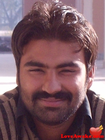 nave Pakistani Man from Multan