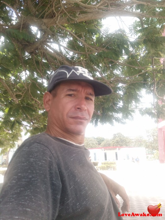 cubano77 Cuban Man from Las Tunas