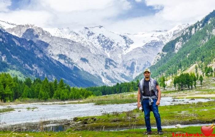 wasima Pakistani Man from Lahore