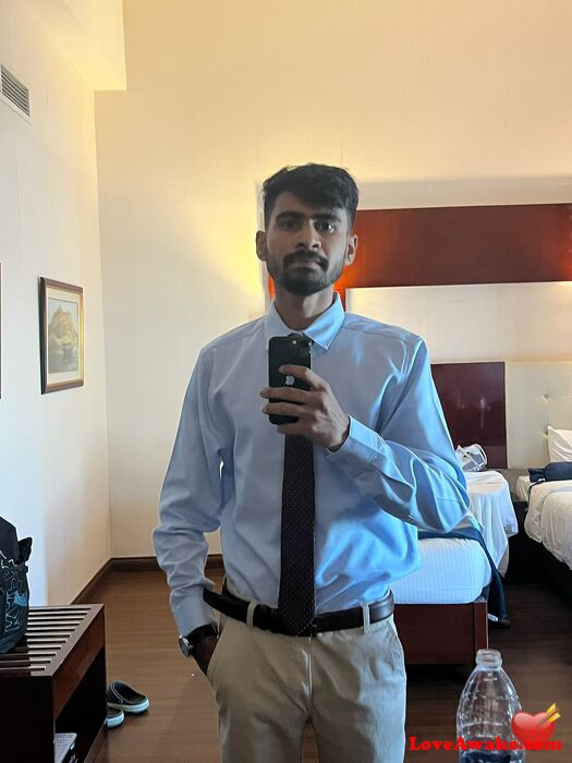 Akkiiiiibbbb Indian Man from New Delhi