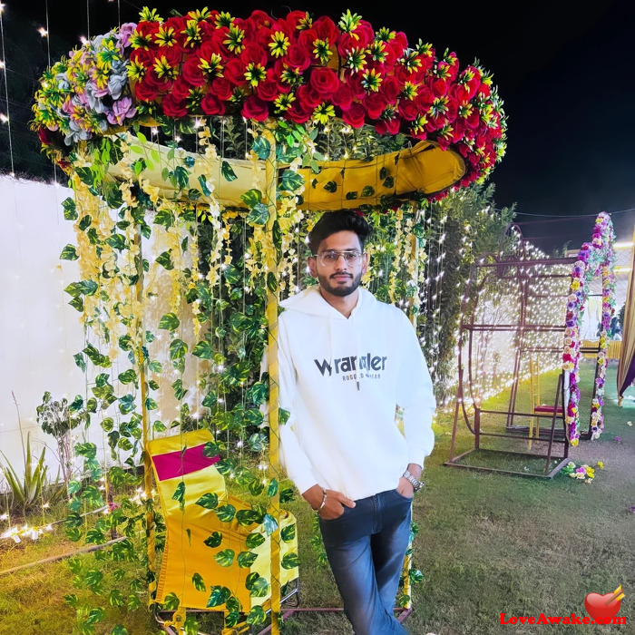 handsomejaat Indian Man from New Delhi