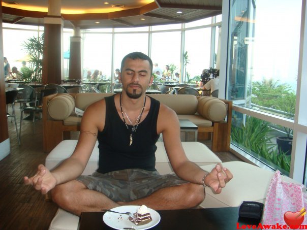 spence001 Qatari Man from Doha