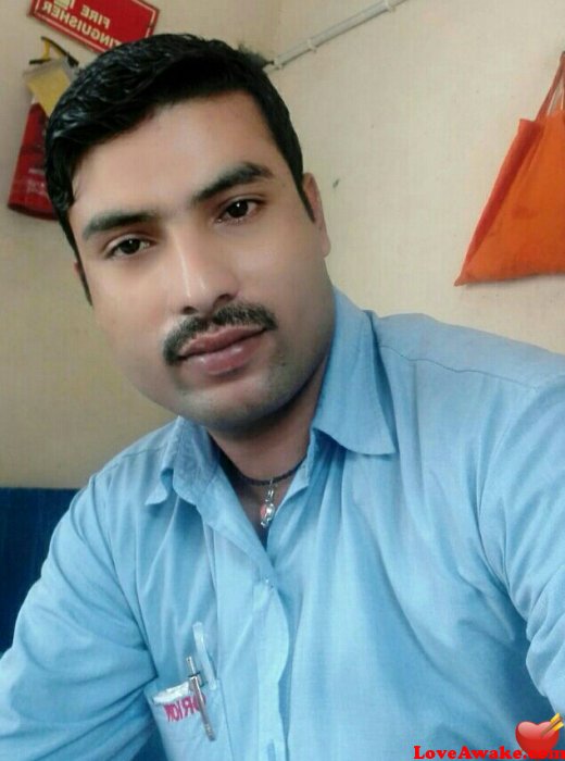 Firdous123 Indian Man from Srinagar