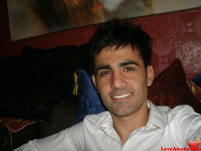 Mrlova25 UK Man from London