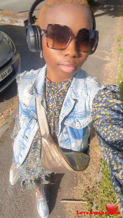 Aishat1997 French Woman from Rodez