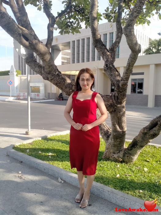 Leng25 Cambodian Woman from Phnom Penh