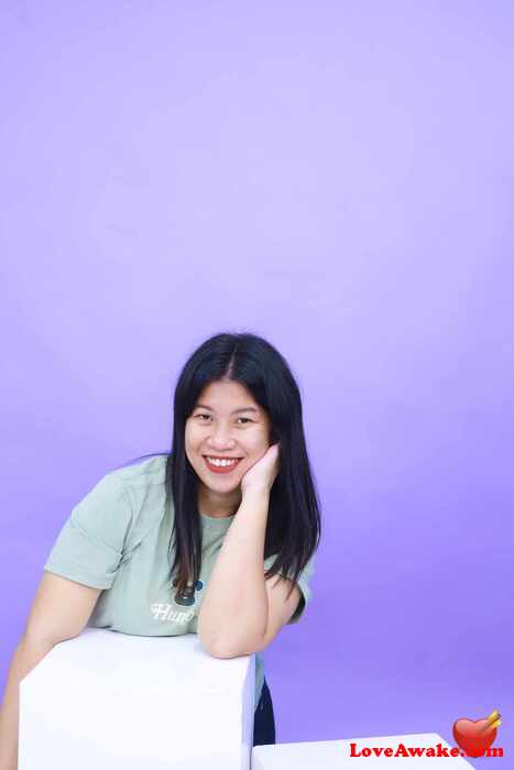 Jelenda Filipina Woman from Manila