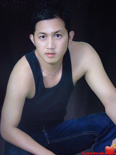 wenju Filipina Man from Cebu