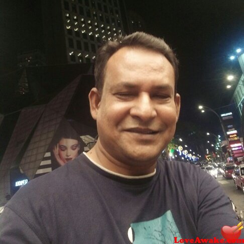 Shams-bd UAE Man from Dubai