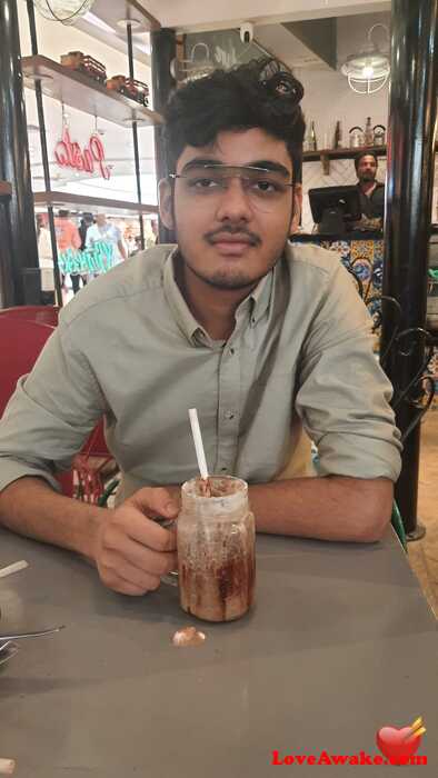 Harshulll233 Indian Man from Mumbai (ex Bombay)