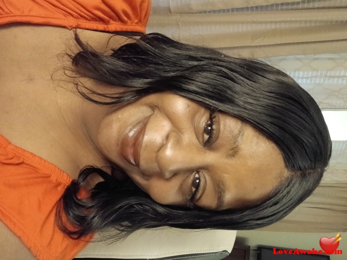 LadyBethy American Woman from Middletown