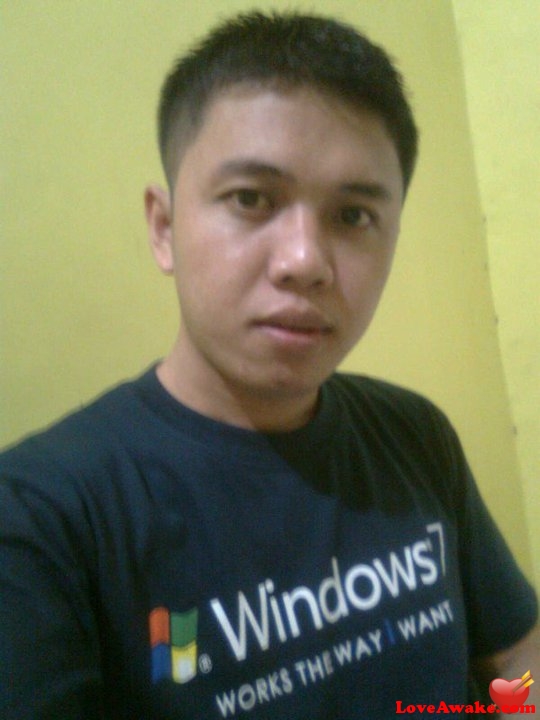 hakie Filipina Man from Manila
