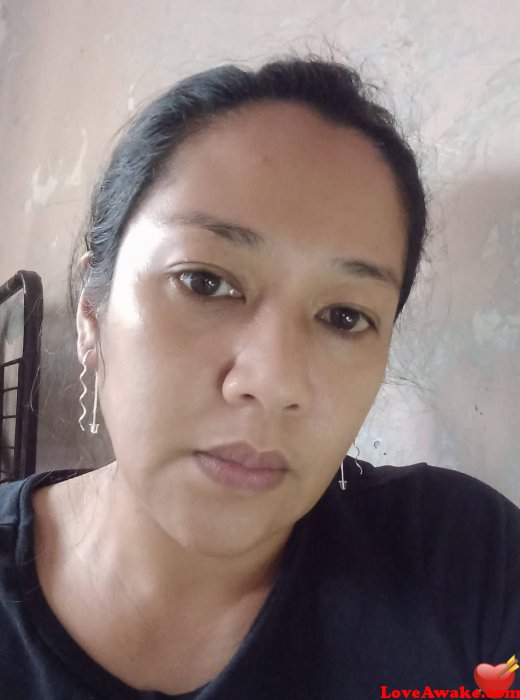 karm4 Filipina Woman from Manila