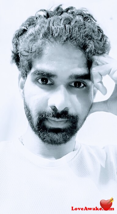 Vikkkiwit Indian Man from Thanjavur
