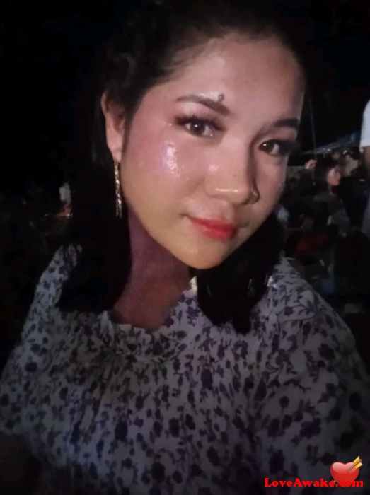 Arnado Filipina Woman from Cagayan de Oro, Mindanao