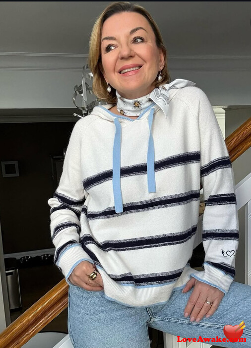annieh101 American Woman from Sacramento