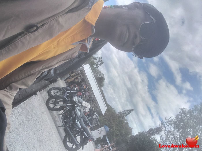 JhonyR Colombian Man from Cali