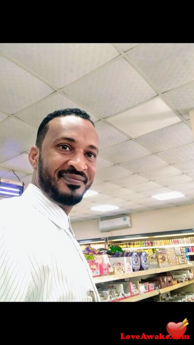 Sirel82 UAE Man from Abu Dhabi