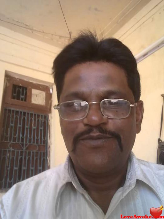 SuKHSINH9060 Indian Man from Ahmedabad