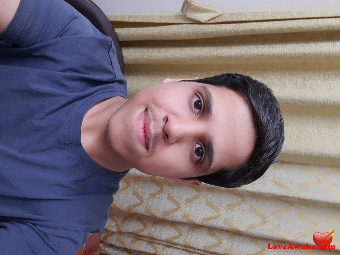8275485108 Indian Man from Pune