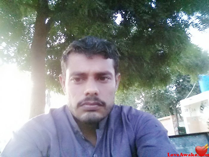 Usman244 Pakistani Man from Hyderabad