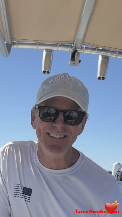 Hockey57 American Man from Sarasota