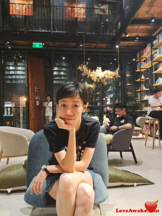 Chloe912 Chinese Woman from Pudong/Shanghai