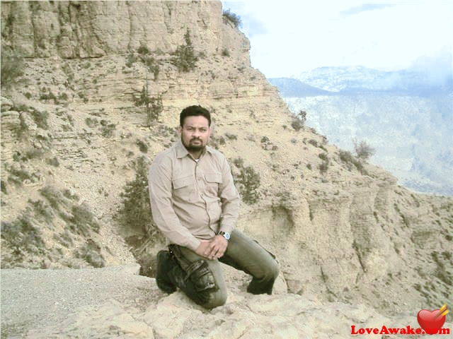 jhumayon Pakistani Man from Karachi