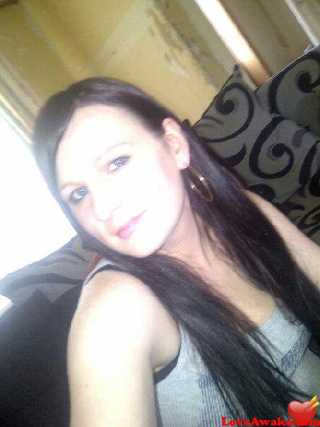 Cazza89 UK Woman from Dunfermline