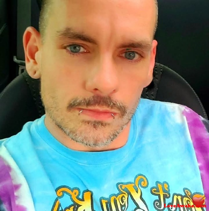 Trippinhippie38 American Man from Cleveland
