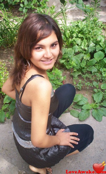 Maya88 Canadian Woman from Edson