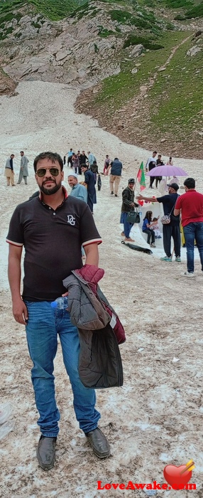 Awanroy Pakistani Man from Peshawar