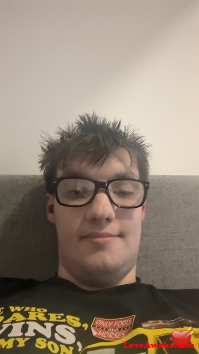 Peterwilk77 UK Man from Wallsend