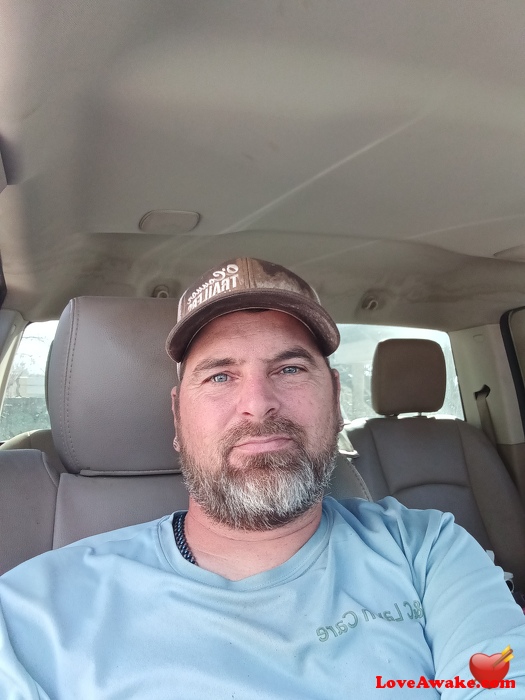 Smallpickle84 American Man from Marble Falls