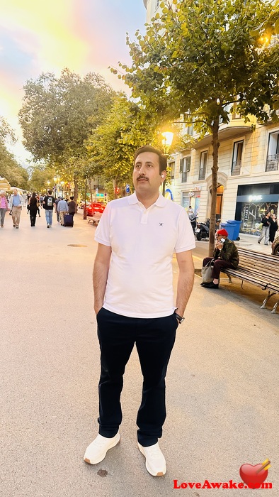 Moazzamabbas Spanish Man from Barcelona
