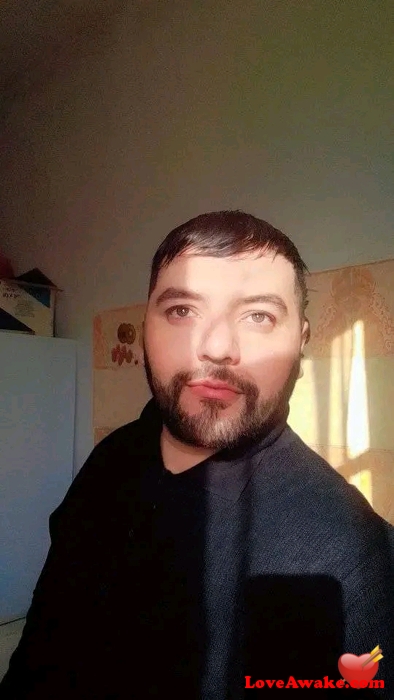 Zino90 Algerian Man from Oran