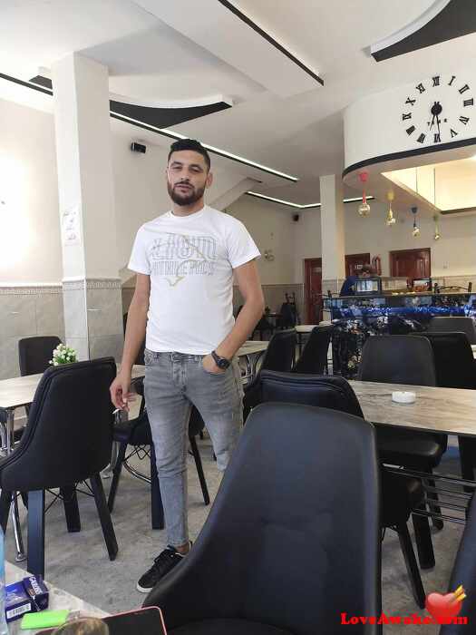 Moumen5 Algerian Man from Arzew
