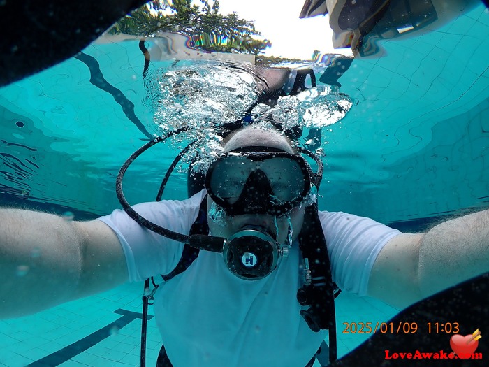 divingdauin69 American Man from Pt Orchard
