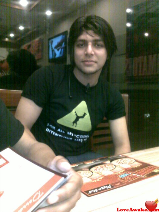 mani900 Pakistani Man from Multan