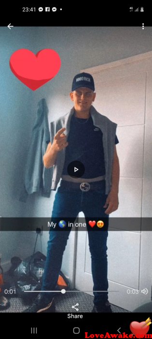 brad432 UK Man from Adwick le Street