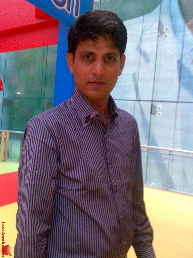 saj101 Indian Man from Mumbai (ex Bombay)