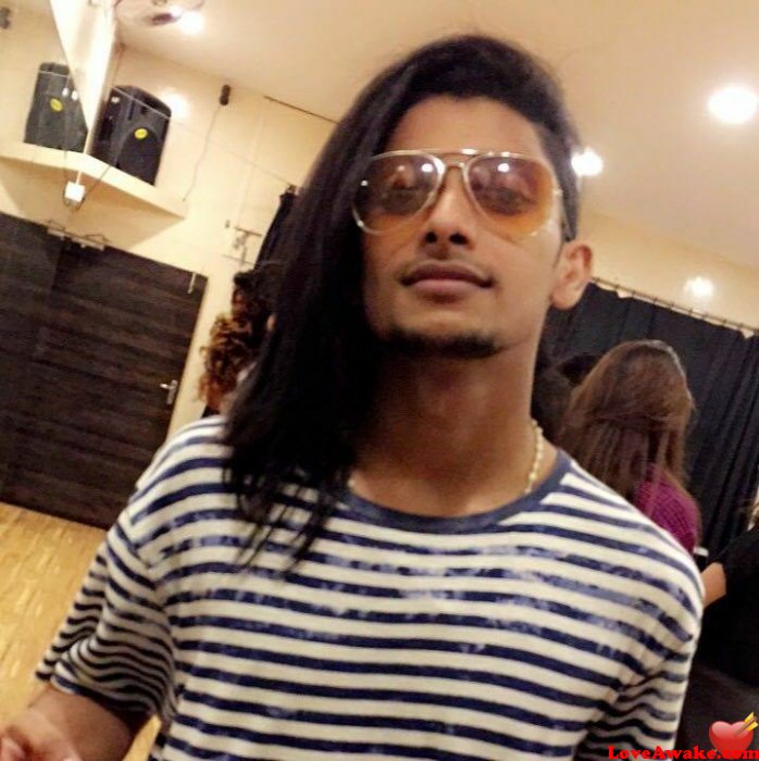 ronxd15 Indian Man from New Delhi
